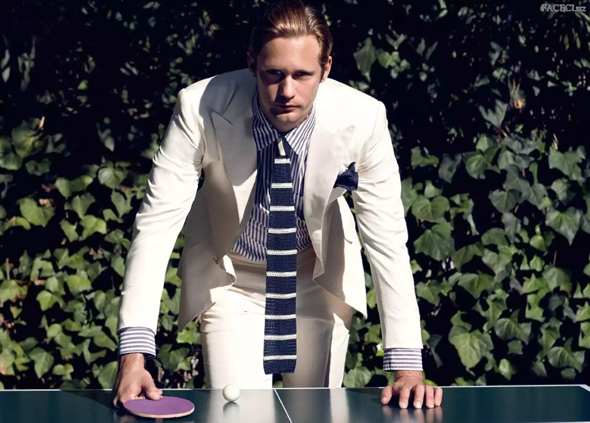 Garnitur, Alexander Skarsgard, Biały
